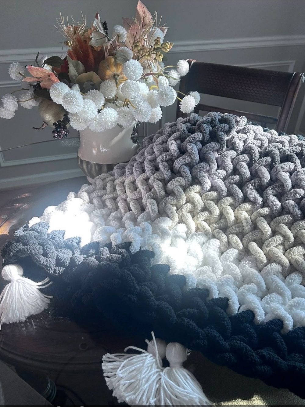 Chunky Knit Hand-Knit Throw Blanket with Tassels - Gray to Black